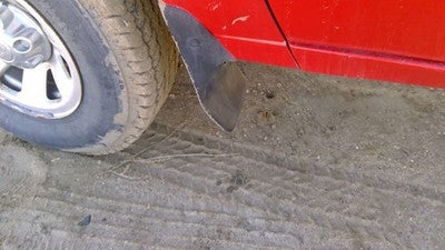 2000 Ford Ranger Driver Left Front Mud Flap Oem Fender Moulding