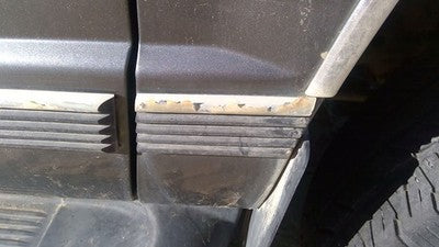 1995-2000 Chevy Tahoe Passenger Right Moulding From Fender Trim Strip Red 51U
