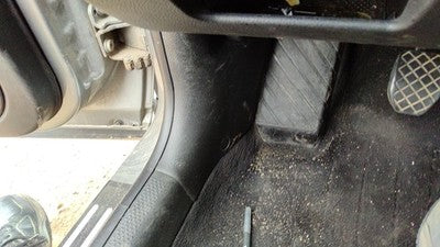 2004 Vw Passat Driver Left Lower Kick Trim Panel Oem Black