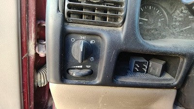 2000-2005 Chevy Venture Headlight Switch Control Knob Buttons Dash Oem