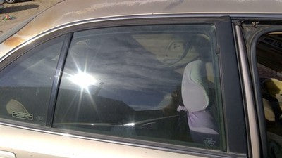 1992-1999 Olds Eighty Eight Passenger Right Rear Side Window Door Glass Oem Back
