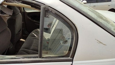 1997-2005 Chevy Malibu Driver Left Rear Vent Window Back Door Glass With Frame