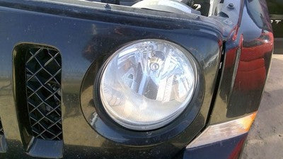 2007-2017 Jeep Patriot Driver Left Head Light Oem Front Lamp With Bracket