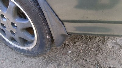 1991 Mitsubishi Galant Vr-4 Driver Left Rear Mud Flap Rock Guard Shield Back Awd