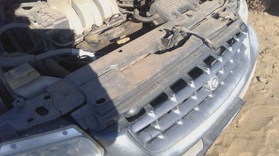 96-00 Chrysler Voyager Top Plastic Cover Above Radiator Support Oem Upper Shield