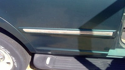 97-02 Expedition Passenger Right Rear Moulding From Door Back Trim Green Su
