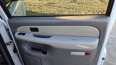01 Suburban Passenger Right Rear Door Trim Panel With Switches Back Light Gray