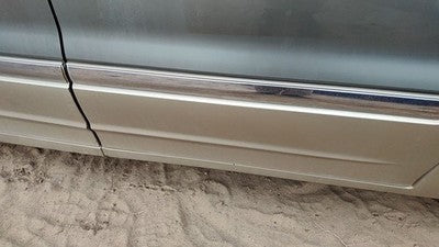 2000 Ford Windstar Driver Left Rear Moulding From Door Oem Back Trim Strip