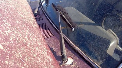 1986 Isuzu Pup Pickup Driver Left Windshield Wiper Arm Oem Blade Lever