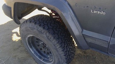 1985 Jeep Cherokee Driver Left Front Wheel Flare Moulding Oem 2 Door