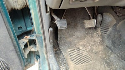 1996 S10 Blazer Parking Brake Pedal Assembly Oem Complete Emergency Unit