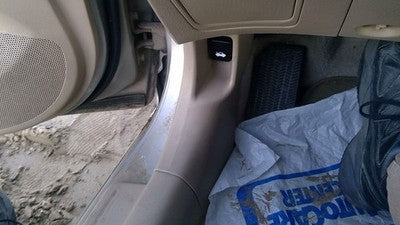 2004 Honda Civic Driver Left Lower Kick Trim Panel Oem Tan