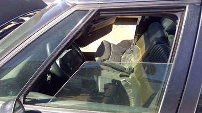 1991-1996 Buick Park Ave Driver Left Front Side Window Door Glass Oem 25640130