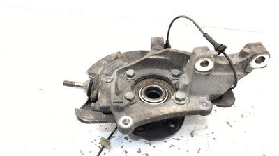 2001-2007 Volvo V70 Xc Driver Left Front Spindle Steering Knuckle With Wheel Hub
