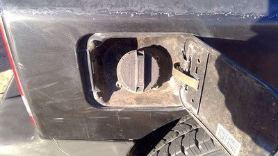 1990-1996 Geo Tracker Fuel Filler Neck Assembly With Gas Cap Oem 91176026