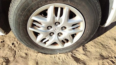 01-05 Grand Caravan 15' Wheel Cover Hub Cap Oem 15 Spoke 4766971Aa
