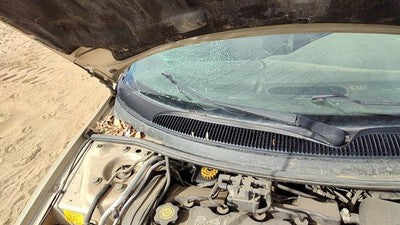 1999 Dodge Stratus Windshield Wiper Cowl Vent Trim Panel Oem Cover