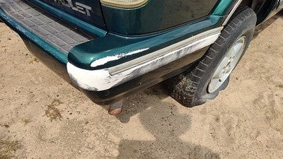 1996 S10 Blazer Passenger Right Rear Moulding Bumper End Cap Oem Green