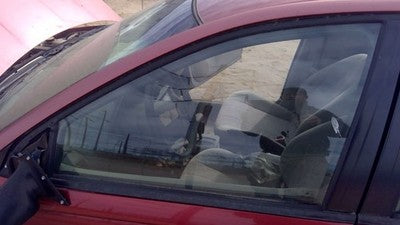 1996-2000 Saturn Sw2 Driver Left Front Side Window Door Glass Oem 21098675