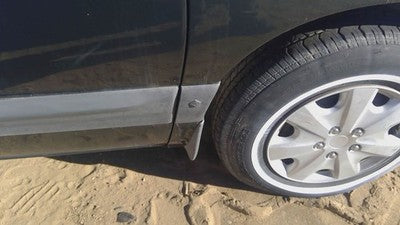 1996-2000 Chrysler Voyager Passenger Right Moulding From Fender Oem Trim Strip