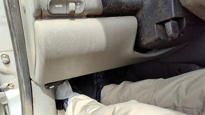 2002 Saturn L100 Lower Dash Under Column Knee Bolster Trim Panel Oem Gray 96B