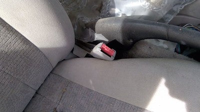 1998 Saturn Sw2 Passenger Right Front Seat Belt Buckle Receiver Oem Gray