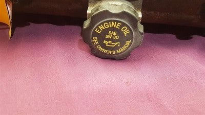1997 Chevy Monte Carlo 3.1L Front Valve Cover Oem