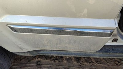05-10 Grand Cherokee Passenger Right Rear Moulding From Door Oem Back Trim Strip