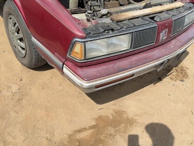 1986-1989 Olds 88 Front Bumper Cover Assembly Oem 22514530