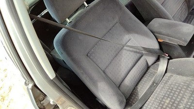 2002-2005 Vw Passat Passenger Right Front Seat Belt Retractor Oem Shoulder Black