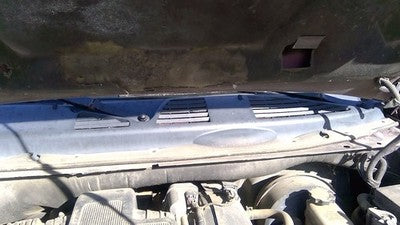 2006 Trail Blazer Windshield Wiper Cowl Vent Trim Panel Oem Grille