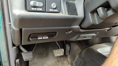 1995-1997 S10 Blazer Lower Dash Under Column Knee Bolster Trim Panel Oem Gray