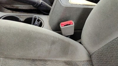 2000-2005 Saturn L100 Driver Left Front Seat Belt Buckle Receiver Oem Gray 96B