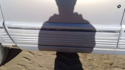 1994 Jeep Grand Cherokee Driver Left Front Moulding From Door Trim Strip Silver