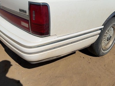 1991-1994 Lincoln Town Car Rear Bumper Cover Assembly Oem Back White Wt