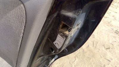 1996-1999 Saturn Sw2 Passenger Right Rear Door Latch With Rods/Cables Oem Back