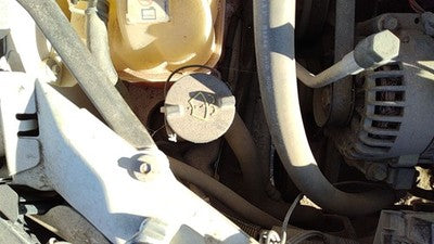 2005-2007 Ford Freestar Windshield Washer Fluid Reservoir With Pump Wiper Tank