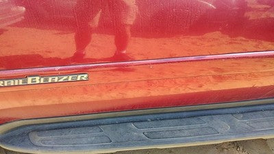 2002-04 Trail Blazer Driver Left Front Moulding From Door Trim Majestic Red 86U