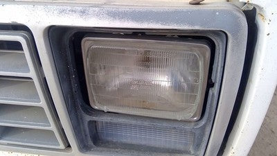 1979-1991 Ford Van E250 Driver Left Head Light Oem Front Lamp D8bz13007a