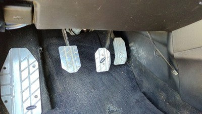 2008 Mazda 3 Complete Clutch And Brake Pedal Assembly Oem