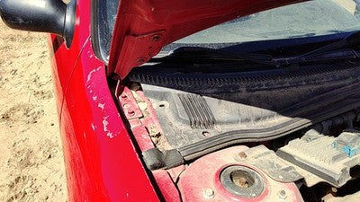 2003 Chevy Cavalier Passenger Right Hood Hinge Assembly Oem Red 74U