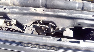 1988-1993 Corolla Station Wagon Hood Latch Assembly With Bracket Oem