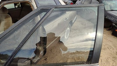 1991-1996 Buick Park Ave Driver Left Front Side Window Door Glass Oem 25640130