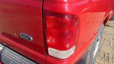 2000 Ford Ranger Passenger Right Tail Light Brake Lamp Oem Rear Yl5z13404aa