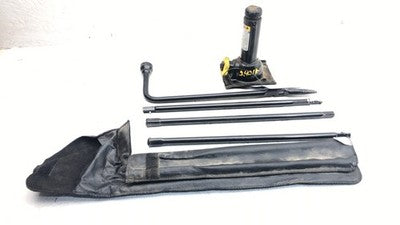 2007 Yukon Denali Yukon Denali Spare Tire Jack With Tools Oem Set Kit Roadside