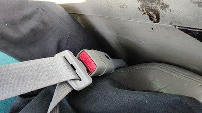 1995 S10 Blazer Passenger Right Front Seat Belt Buckle Receiver Oem Gray