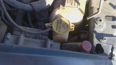 00 Chrysler Voyager Windshield Washer Fluid Reservoir With Pump Oem Wiper Tank