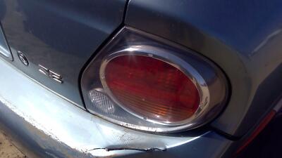 2002 2003 Nissan Maxima Passenger Right Tail Light Brake Lamp Oem Rear