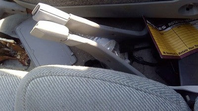 1991 Cutlass 2 Door Driver Left Front Seat Belt Buckle Receiver Oem Gray