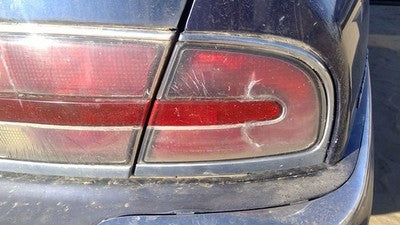 1998-2004 Buick Park Ave Passenger Right Tail Light Brake Lamp Oem Rear 16525982